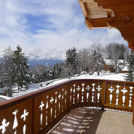 Chalet Chalet La Peluche Chalé *